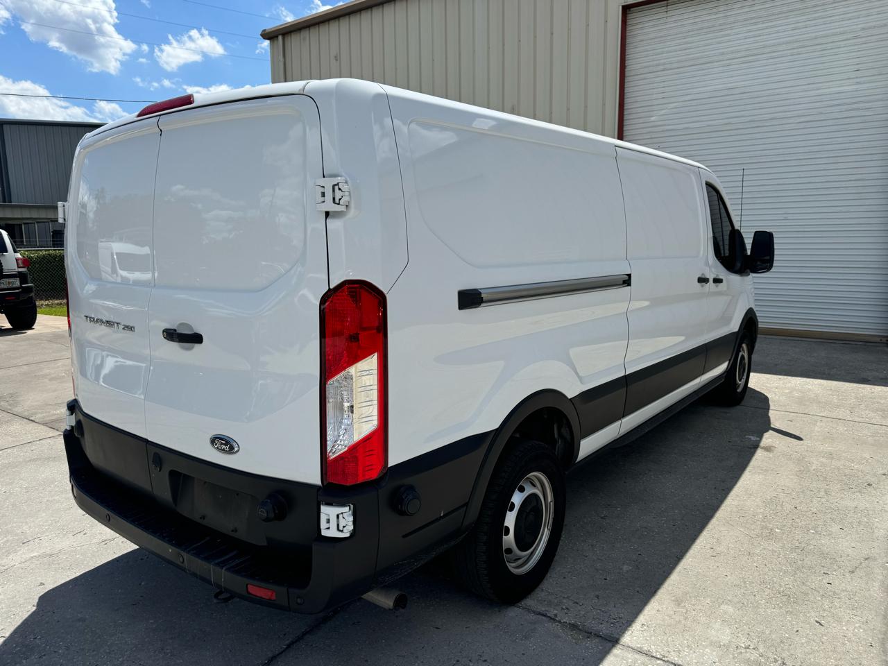 Ford Transit 250 Van 2023
