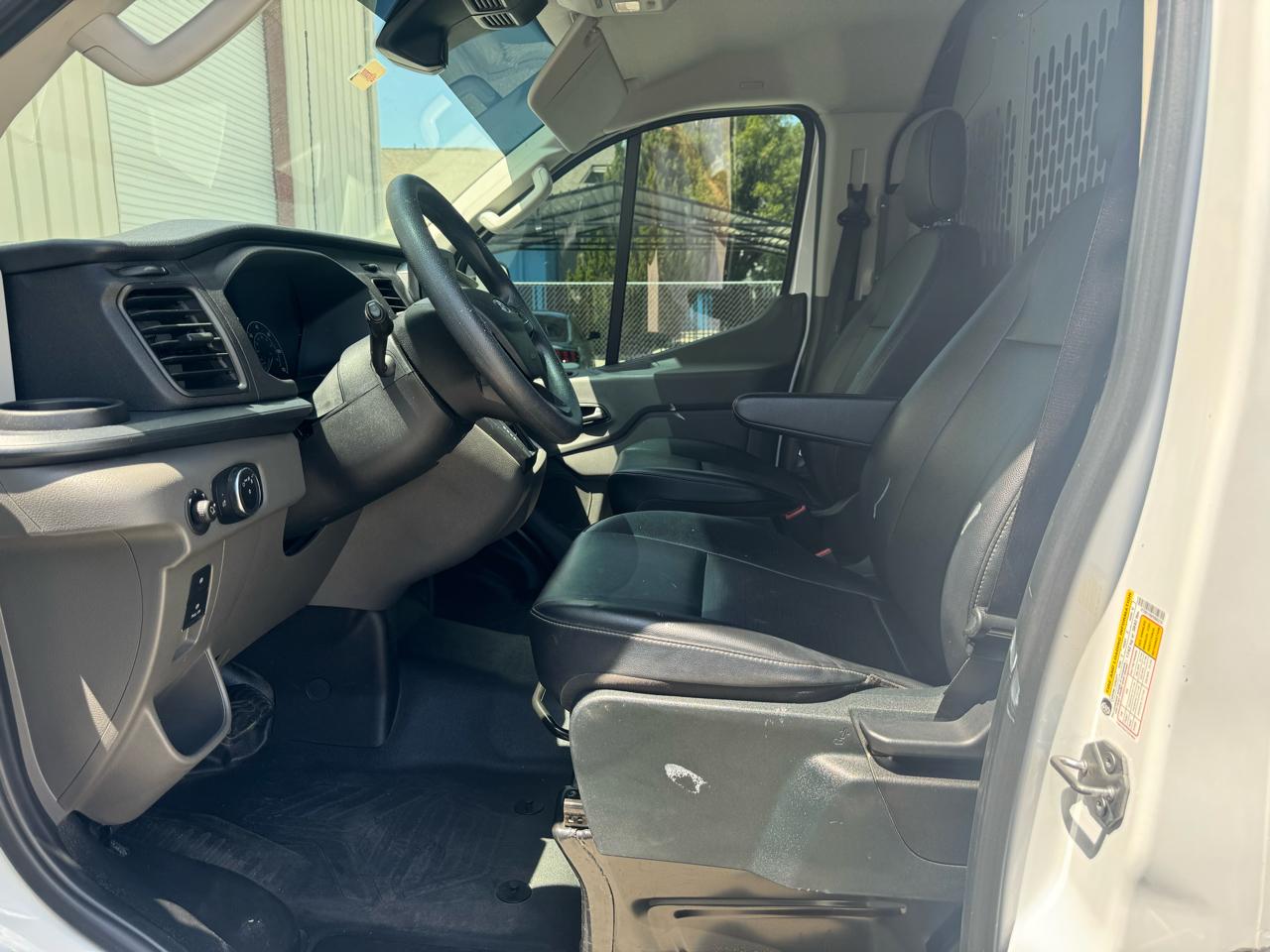 Ford Transit 250 Van 2023