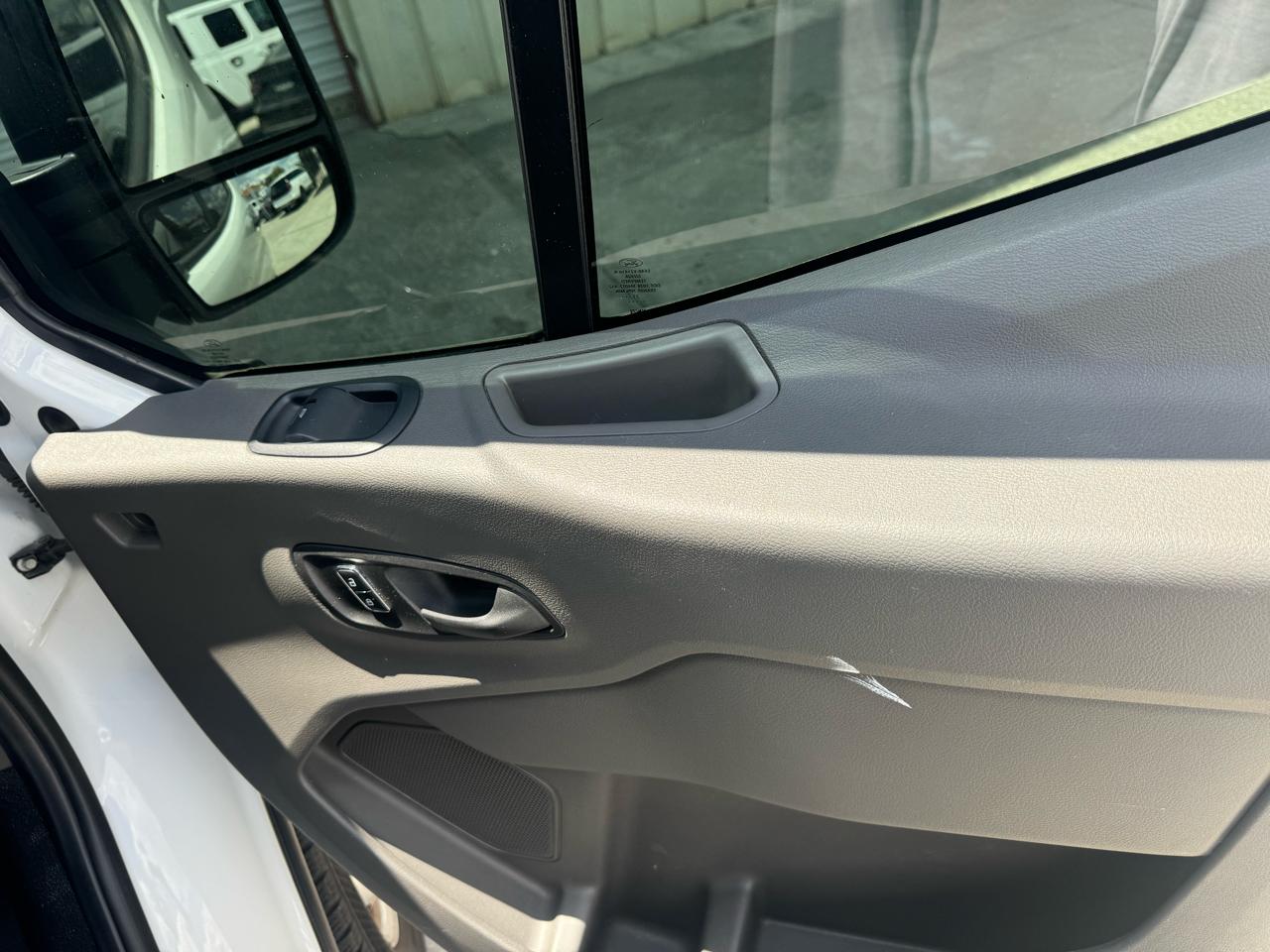 Ford Transit 250 Van 2023