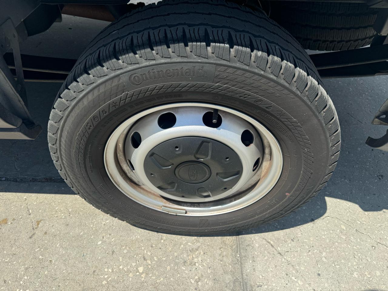 Ford Transit 250 Van 2023