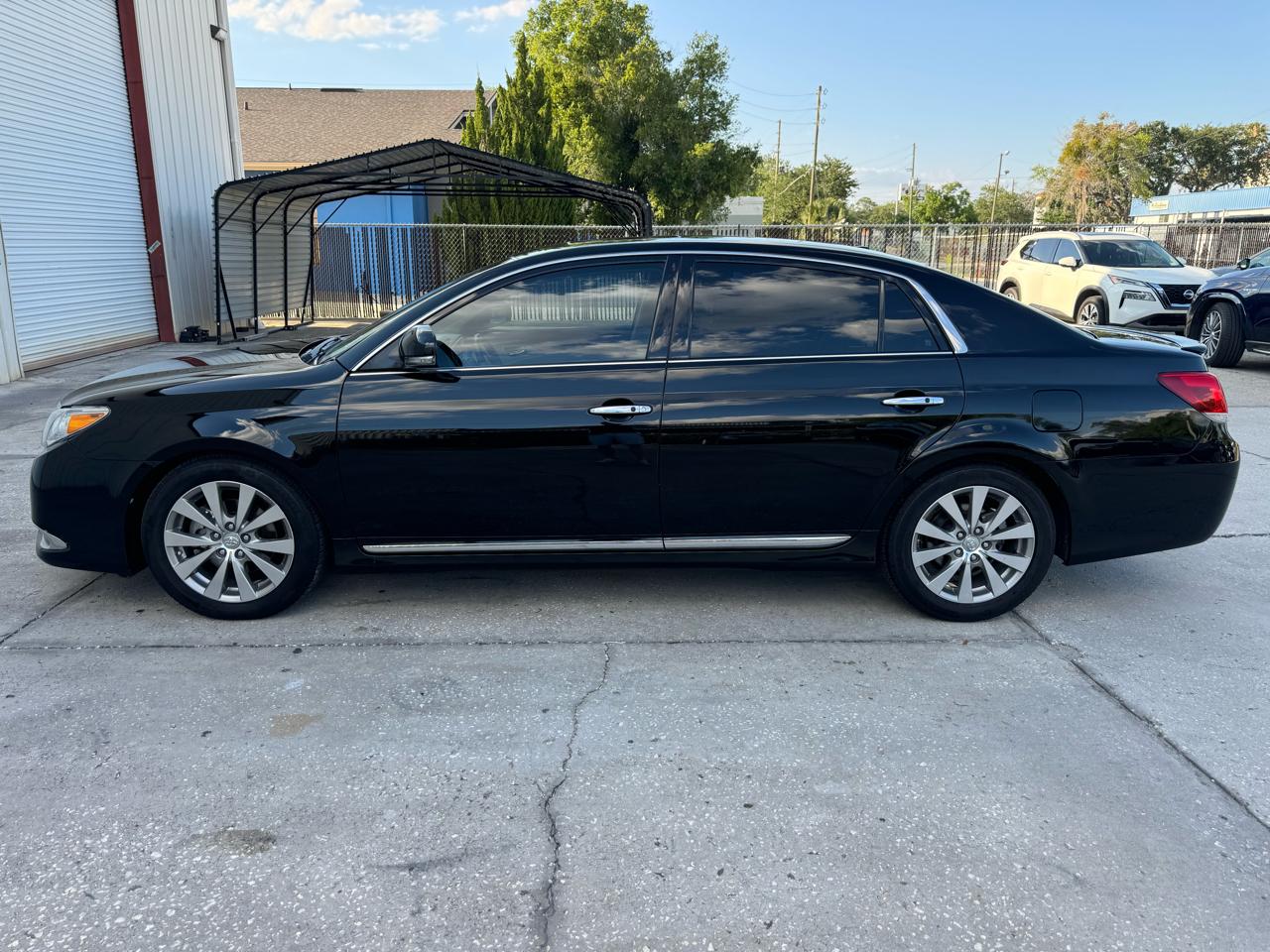Toyota Avalon Limited 2011