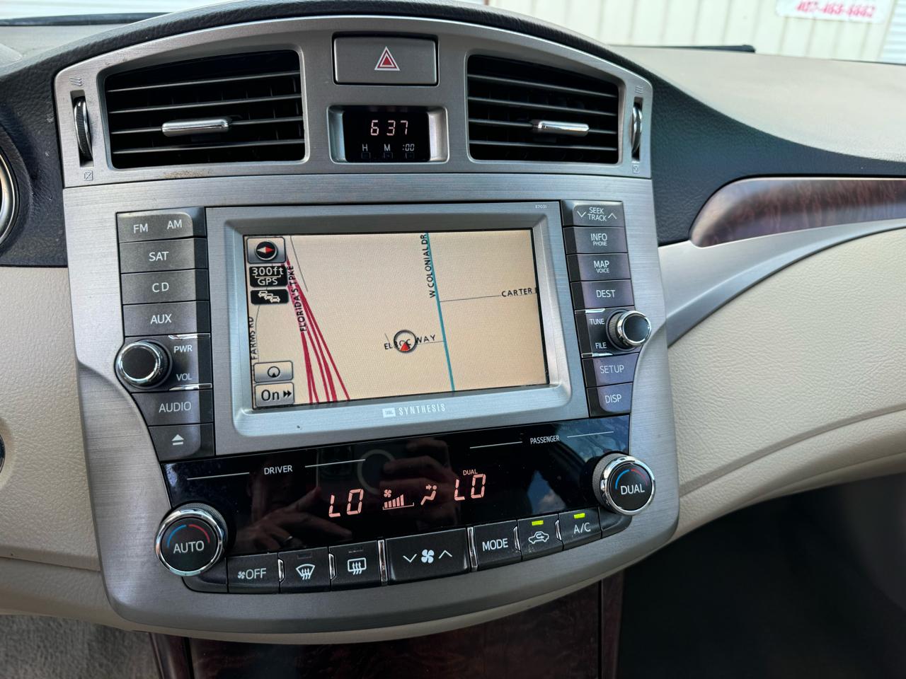 Toyota Avalon Limited 2011