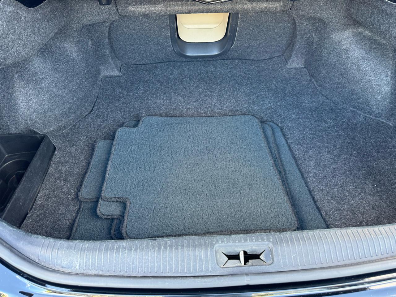 Toyota Avalon Limited 2011