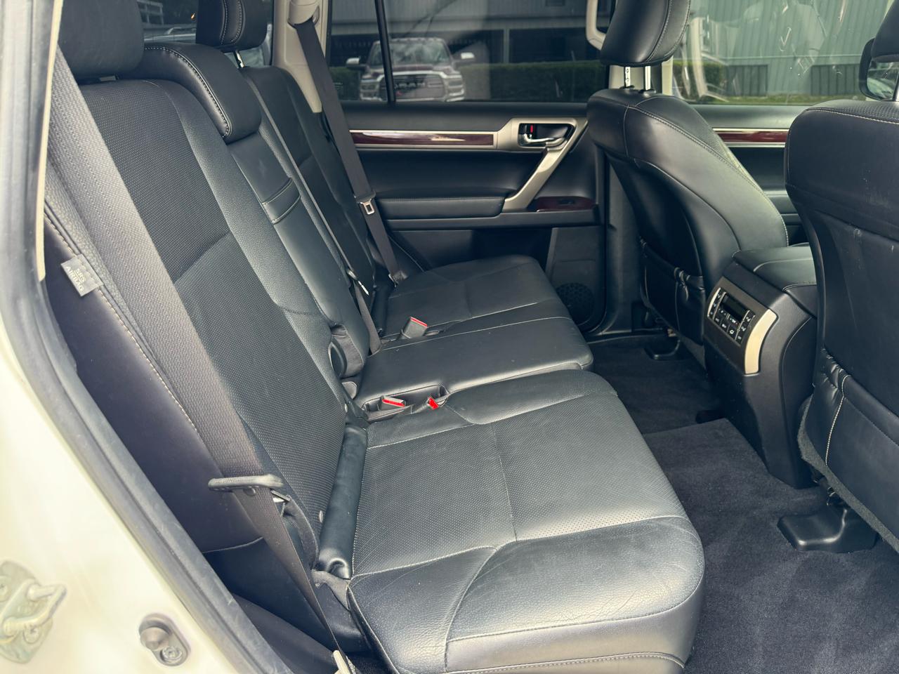 Lexus GX 460 Sport Utility 2014