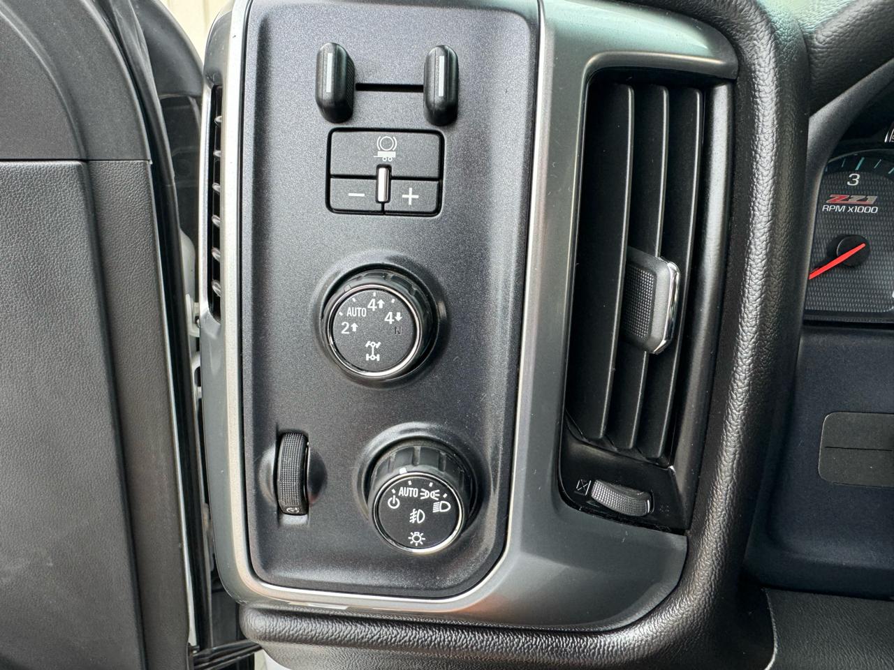 Chevrolet Silverado 1500 LT Crew Cab 4WD 2016