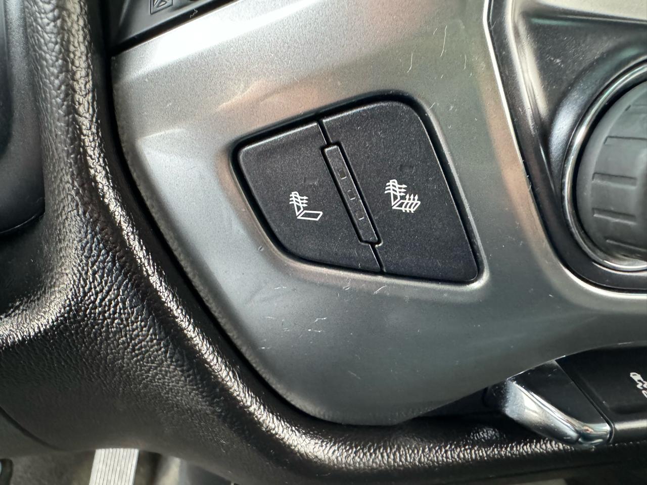 Chevrolet Silverado 1500 LT Crew Cab 4WD 2016