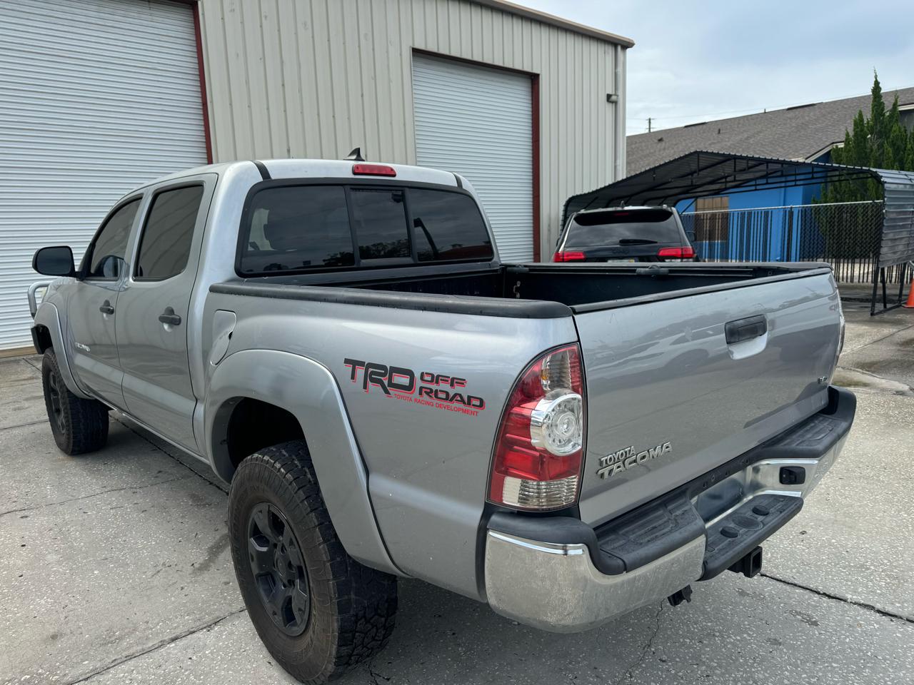 Toyota Tacoma 4WD Double Cab V6 AT TRD Off Road (Natl) 2015