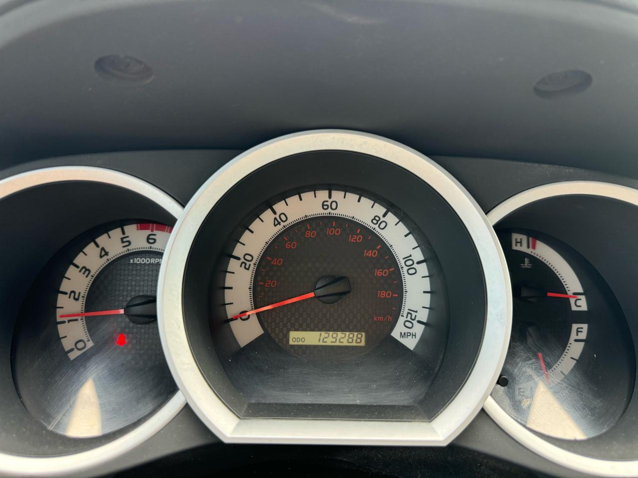 Toyota Tacoma 4WD Double Cab V6 AT TRD Off Road (Natl) 2015