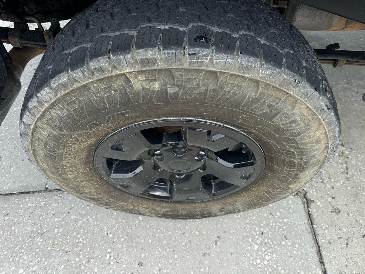 Toyota Tacoma 4WD Double Cab V6 AT TRD Off Road (Natl) 2015
