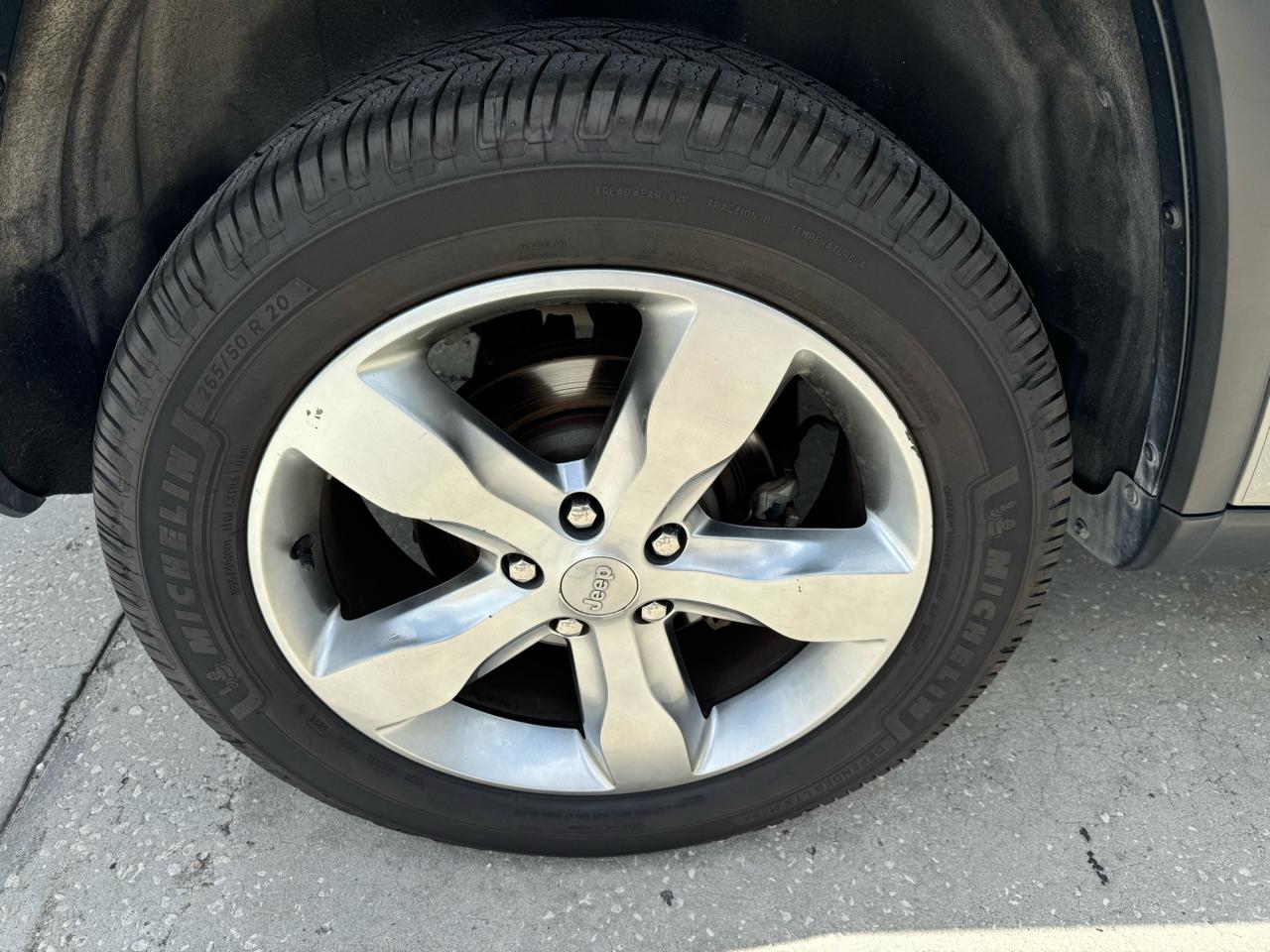 Jeep Grand Cherokee Overland 4WD 2012