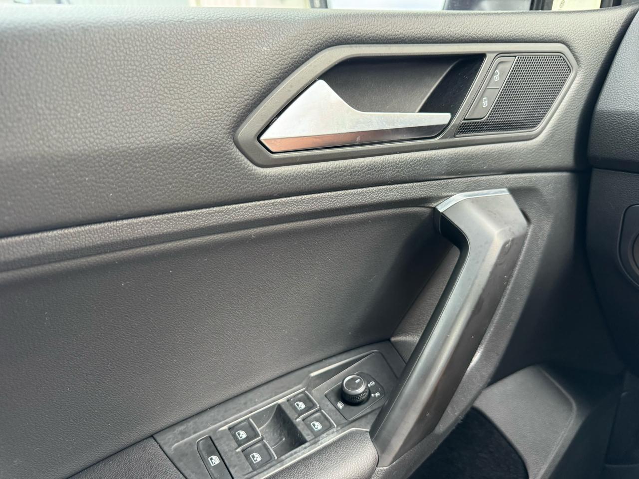 Volkswagen Tiguan SE 2021