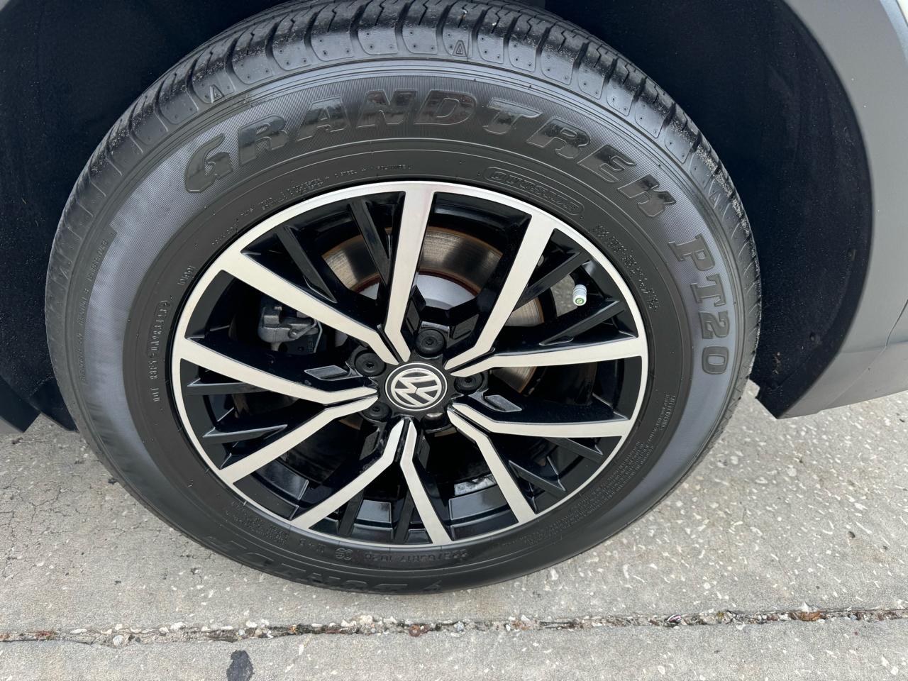 Volkswagen Tiguan SE 2021