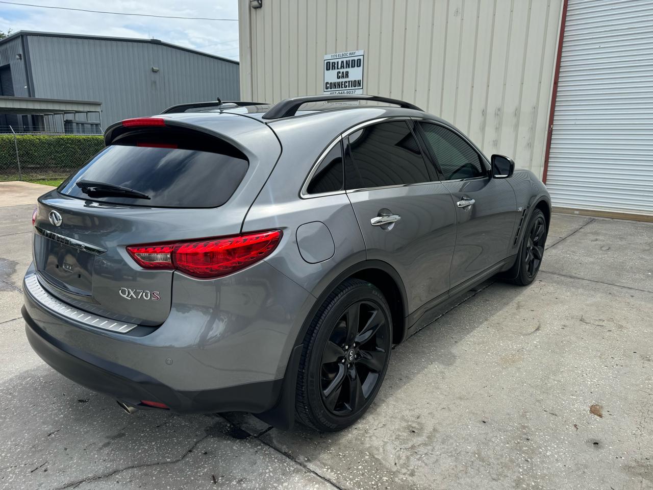 Infiniti QX70  2017