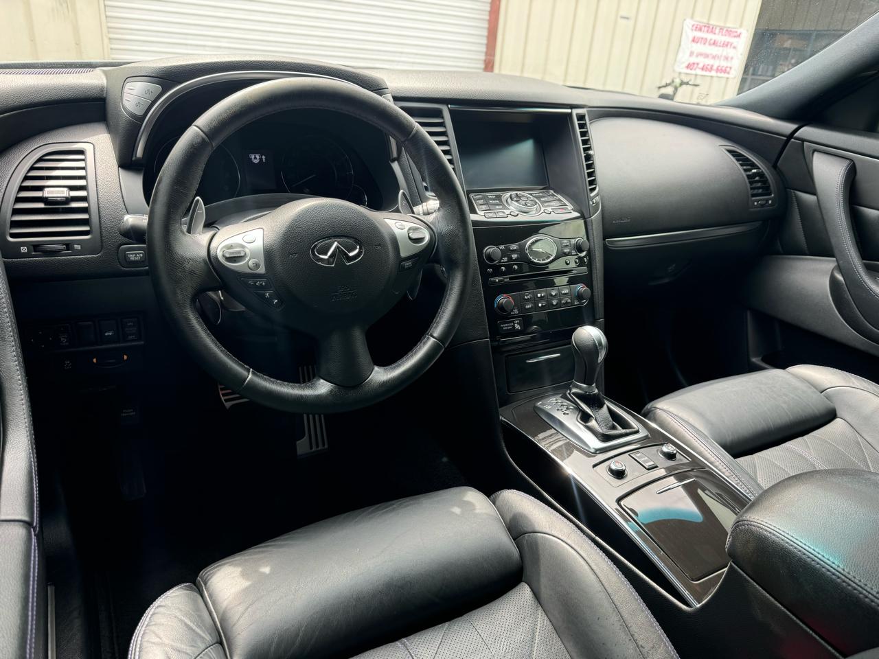 Infiniti QX70  2017
