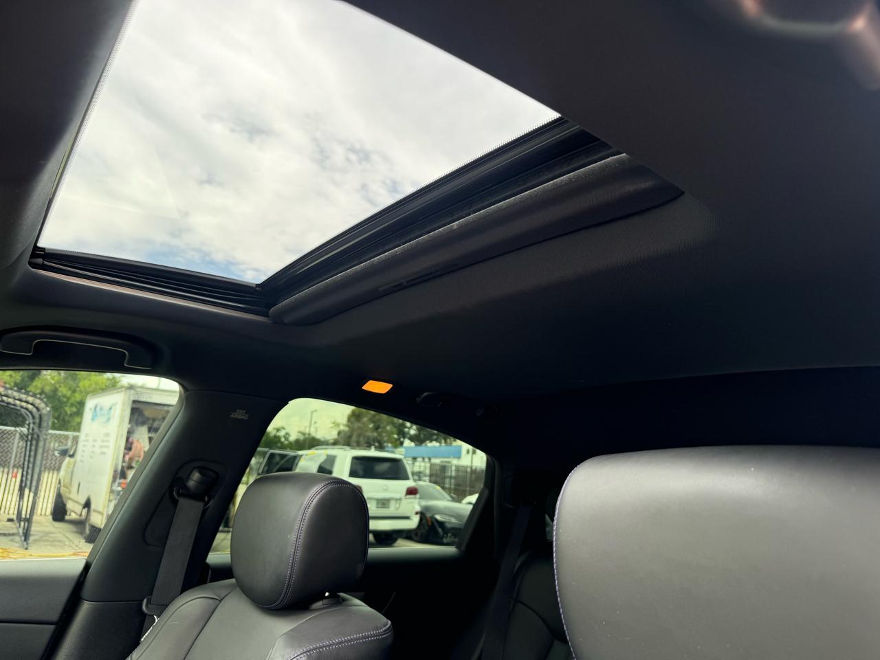 Infiniti QX70  2017