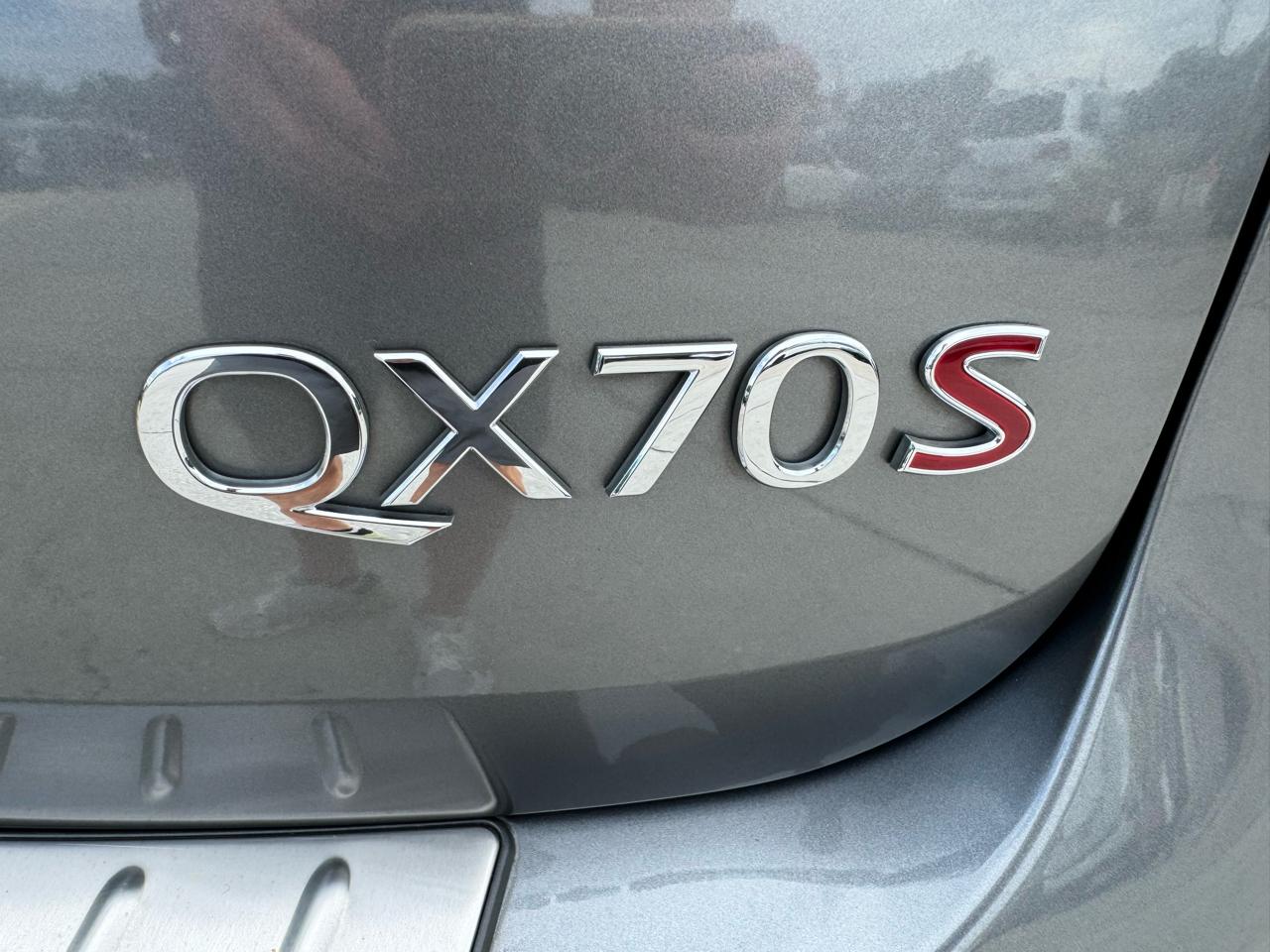 Infiniti QX70  2017