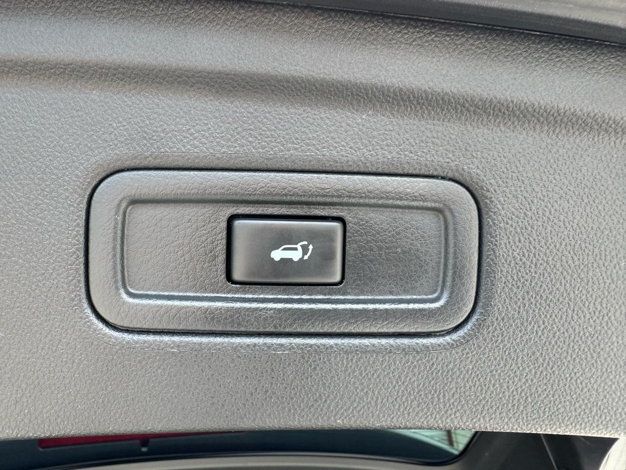 Infiniti QX70  2017