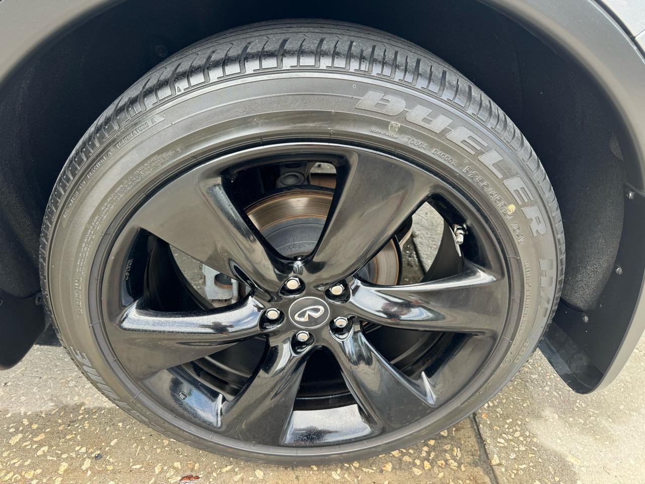 Infiniti QX70  2017