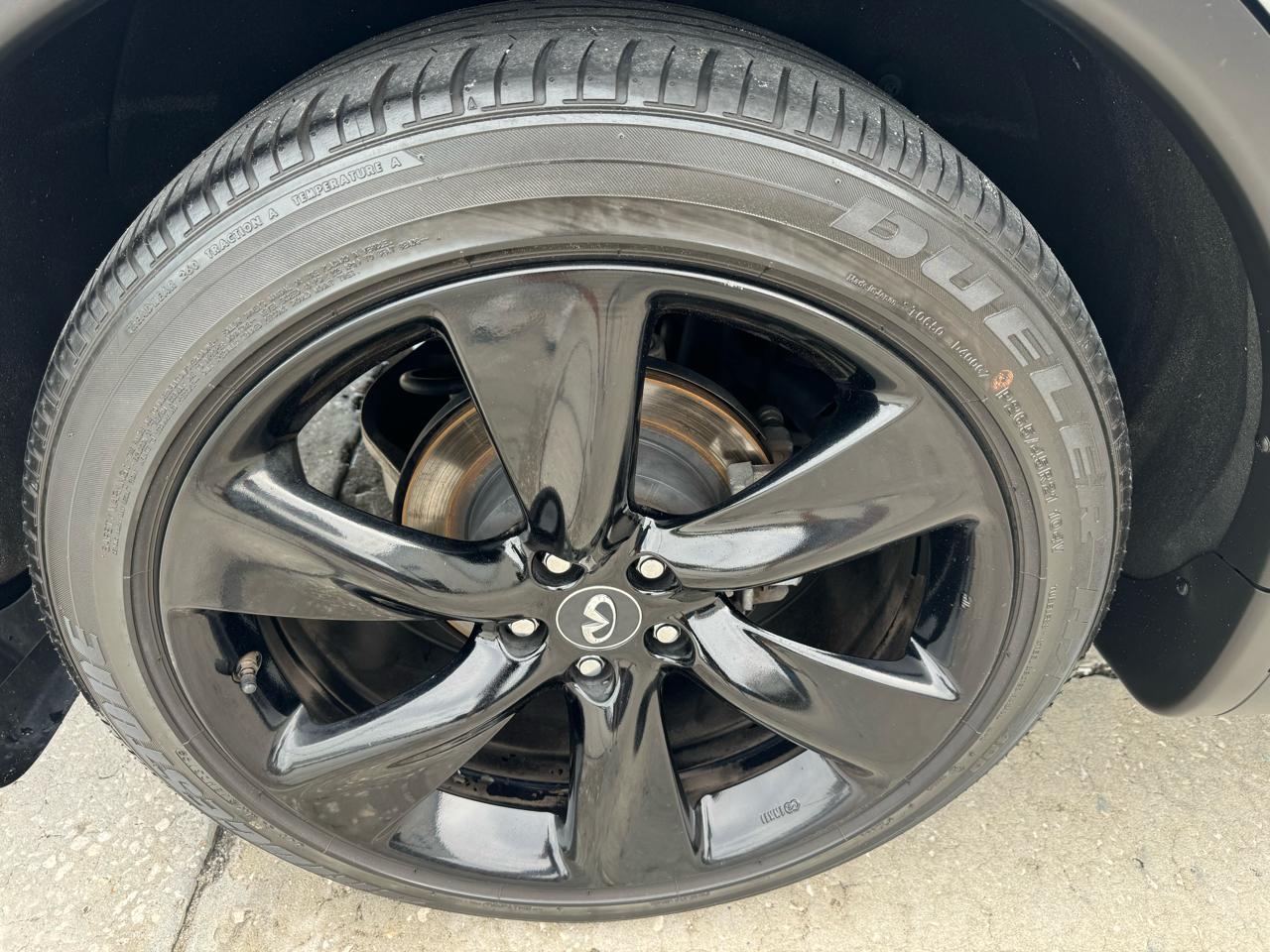 Infiniti QX70  2017