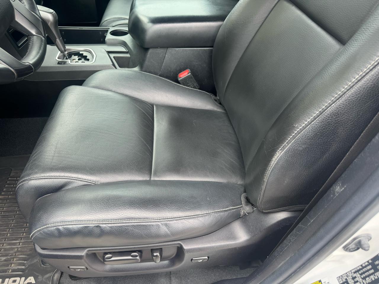 Toyota Sequoia TRD Sport 4WD 2021