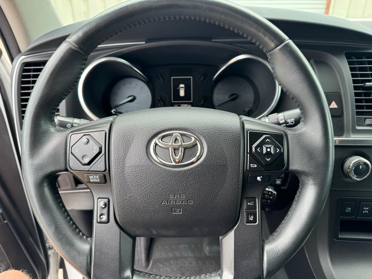 Toyota Sequoia TRD Sport 4WD 2021