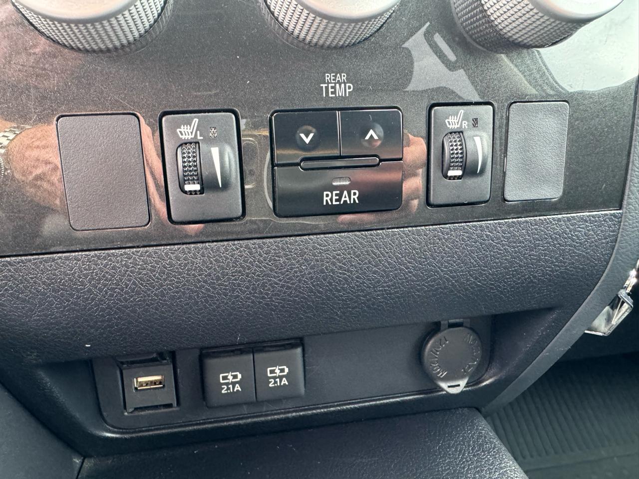Toyota Sequoia TRD Sport 4WD 2021