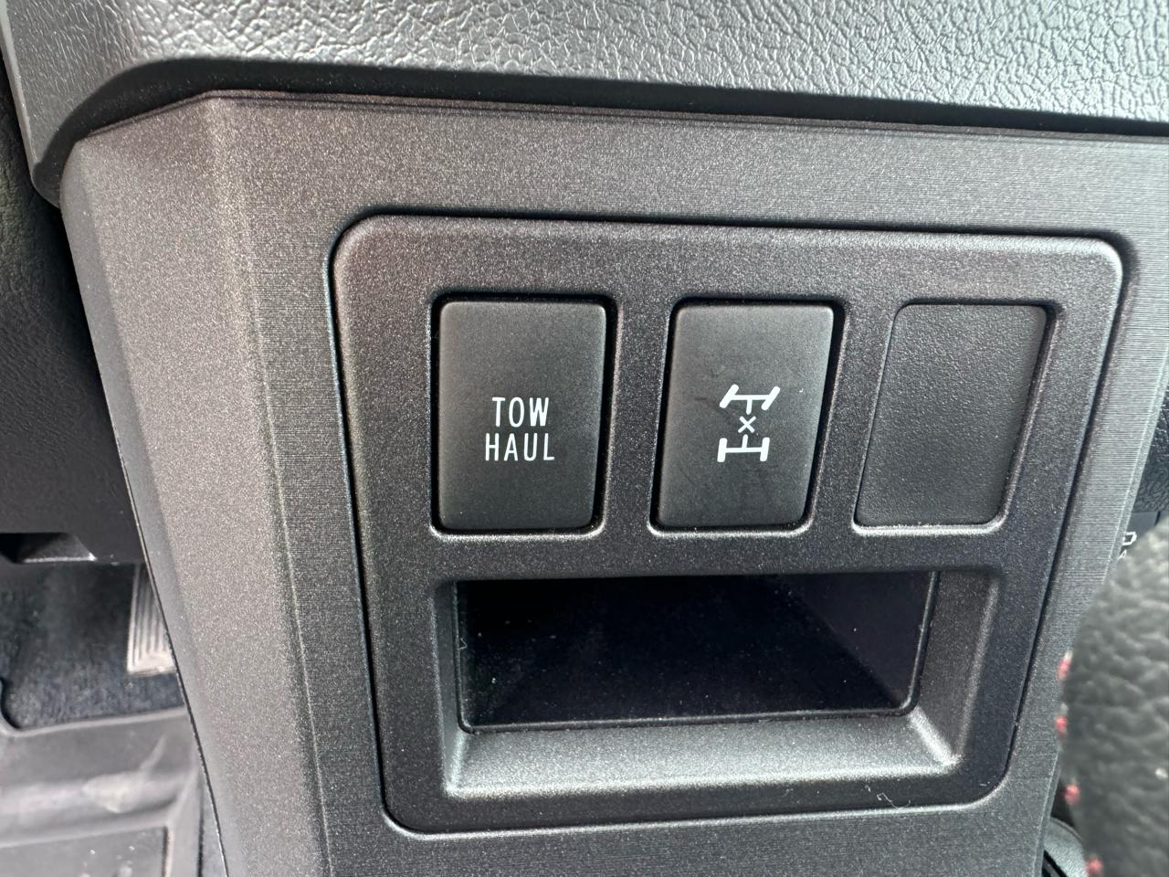 Toyota Sequoia TRD Sport 4WD 2021