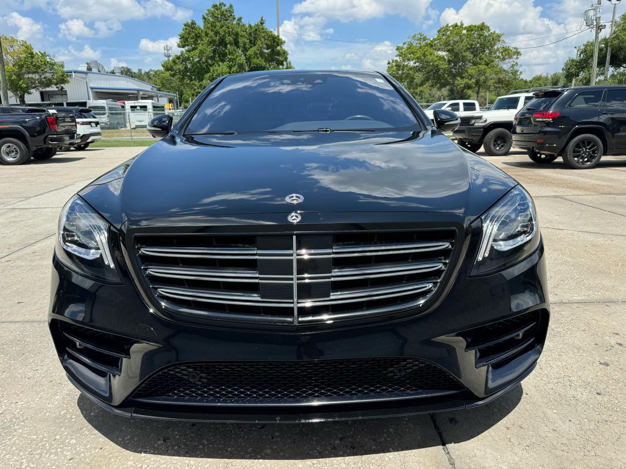 Mercedes-Benz S-Class S560 2019