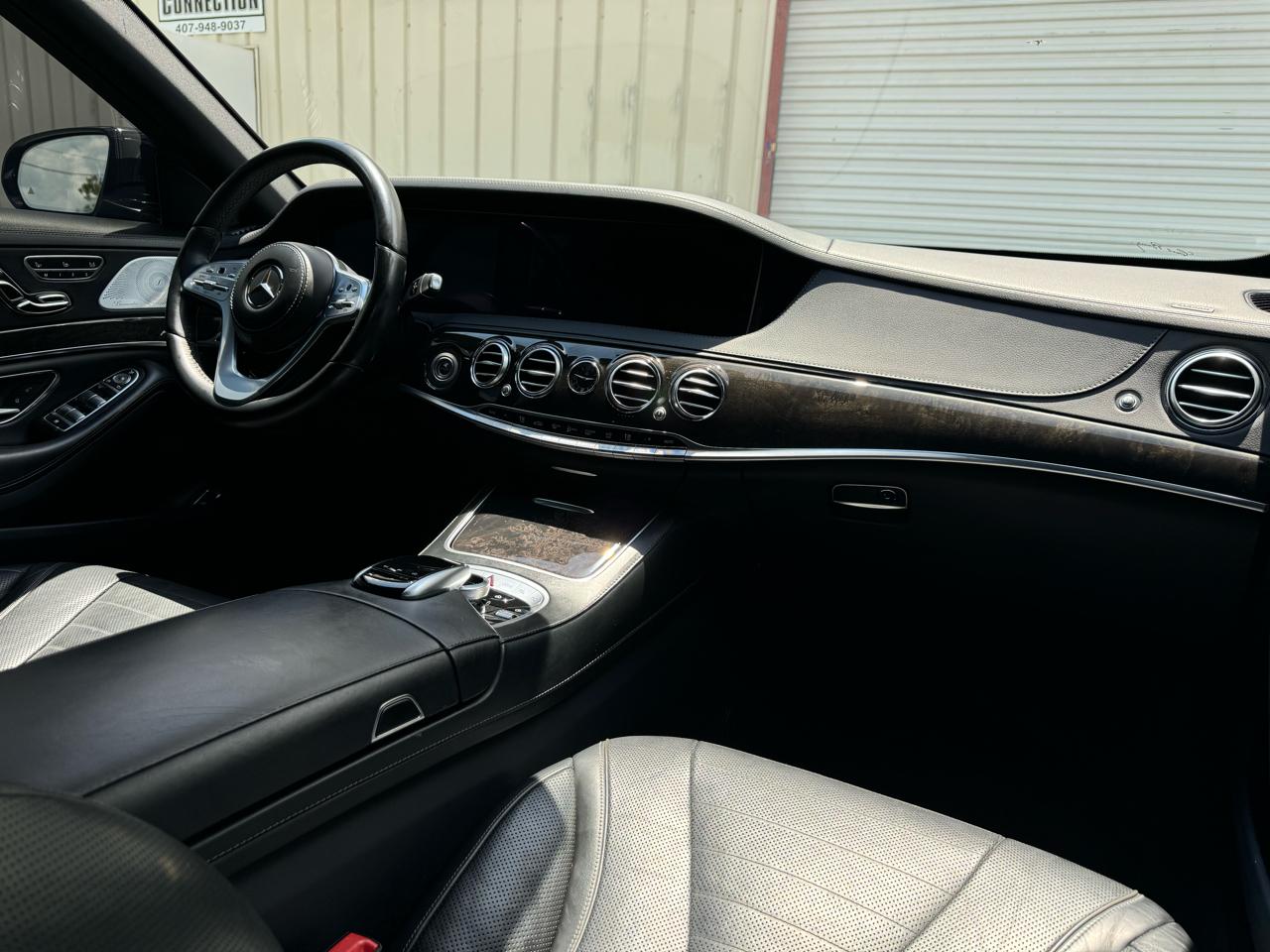 Mercedes-Benz S-Class S560 2019