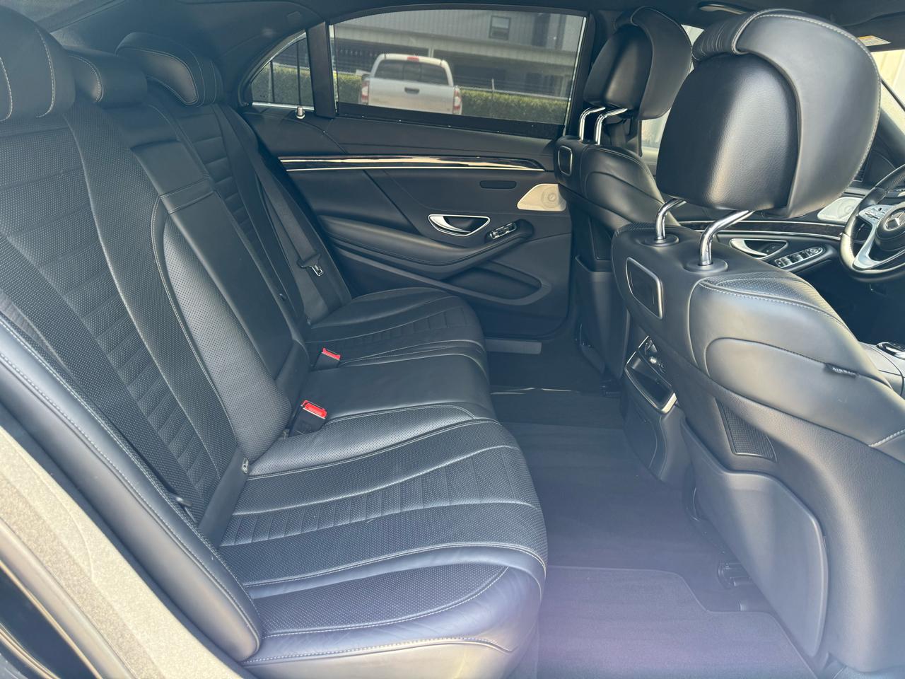Mercedes-Benz S-Class S560 2019