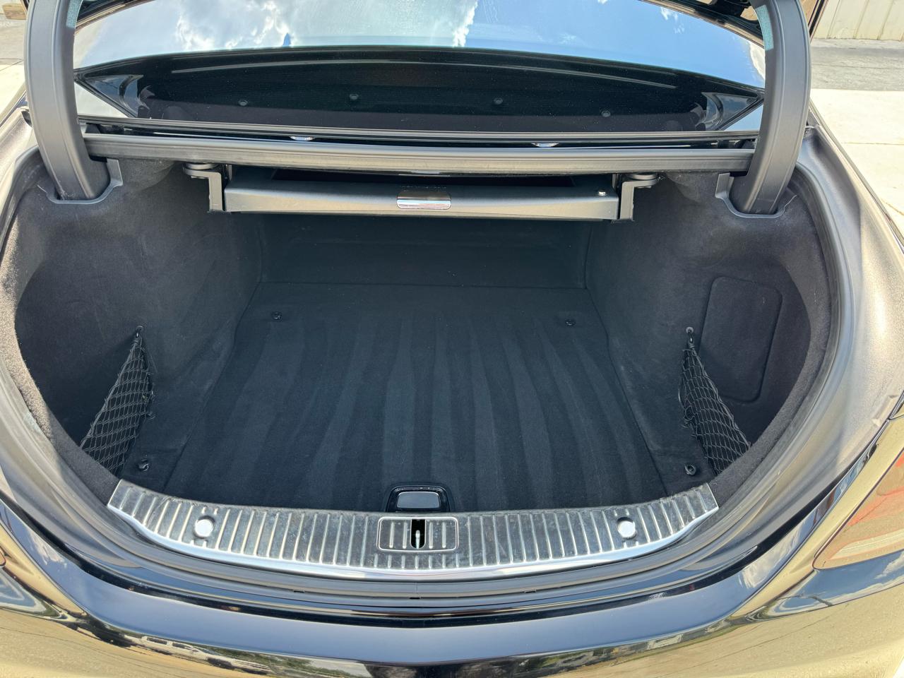 Mercedes-Benz S-Class S560 2019