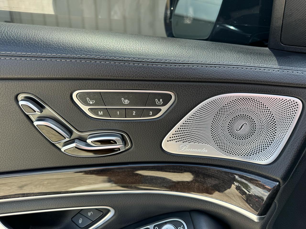 Mercedes-Benz S-Class S560 2019