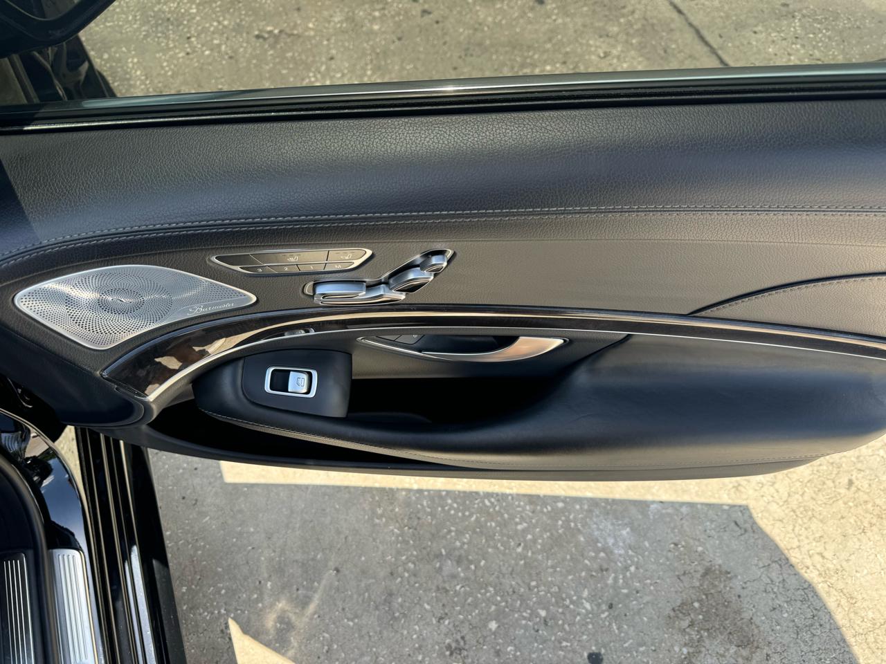 Mercedes-Benz S-Class S560 2019