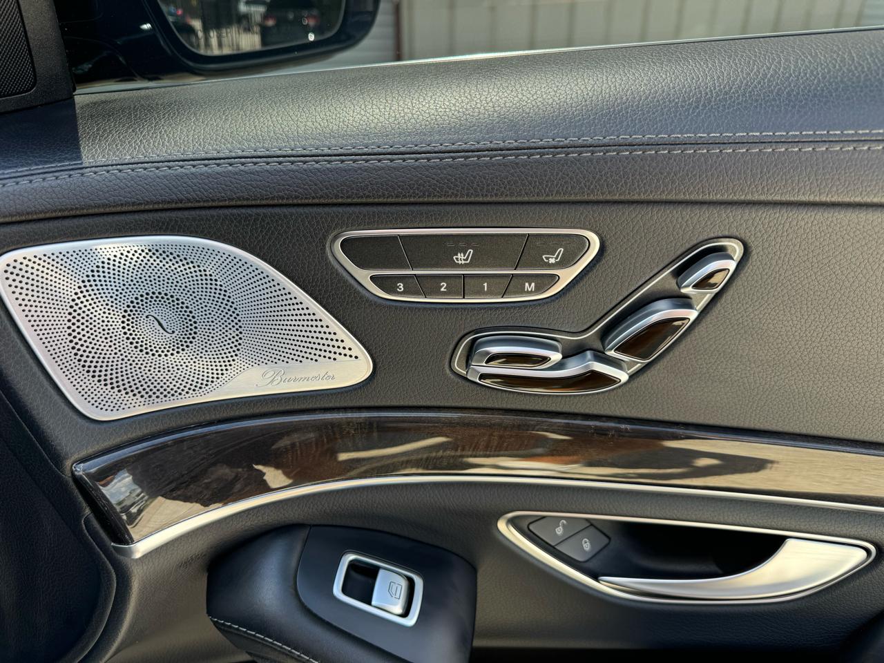 Mercedes-Benz S-Class S560 2019