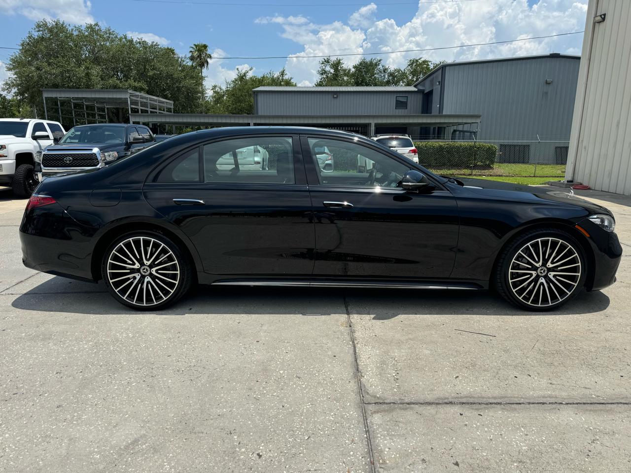 Mercedes-Benz S-Class S580 4MATIC 2024