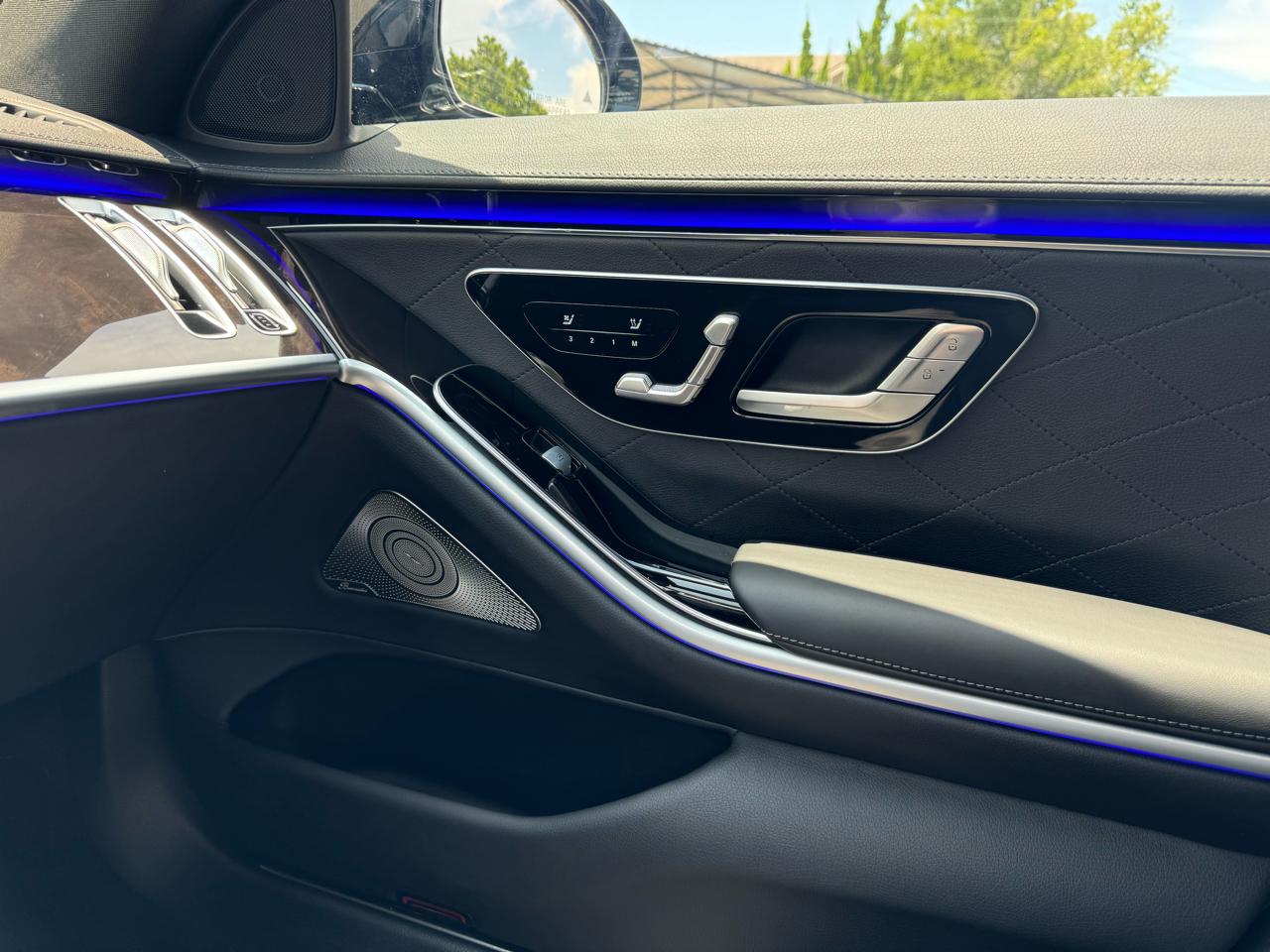 Mercedes-Benz S-Class S580 4MATIC 2024