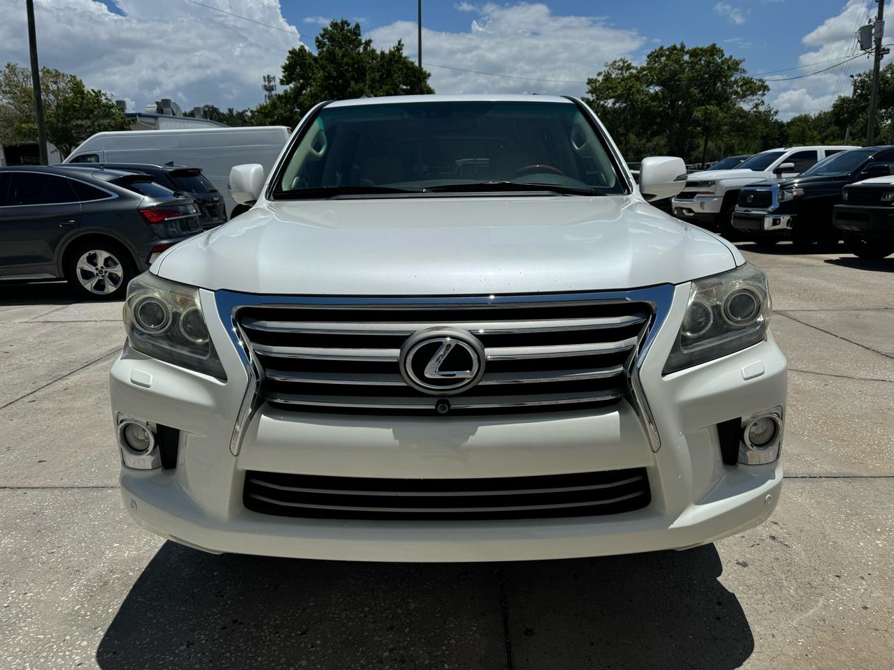 Lexus LX 570 Sport Utility 2013