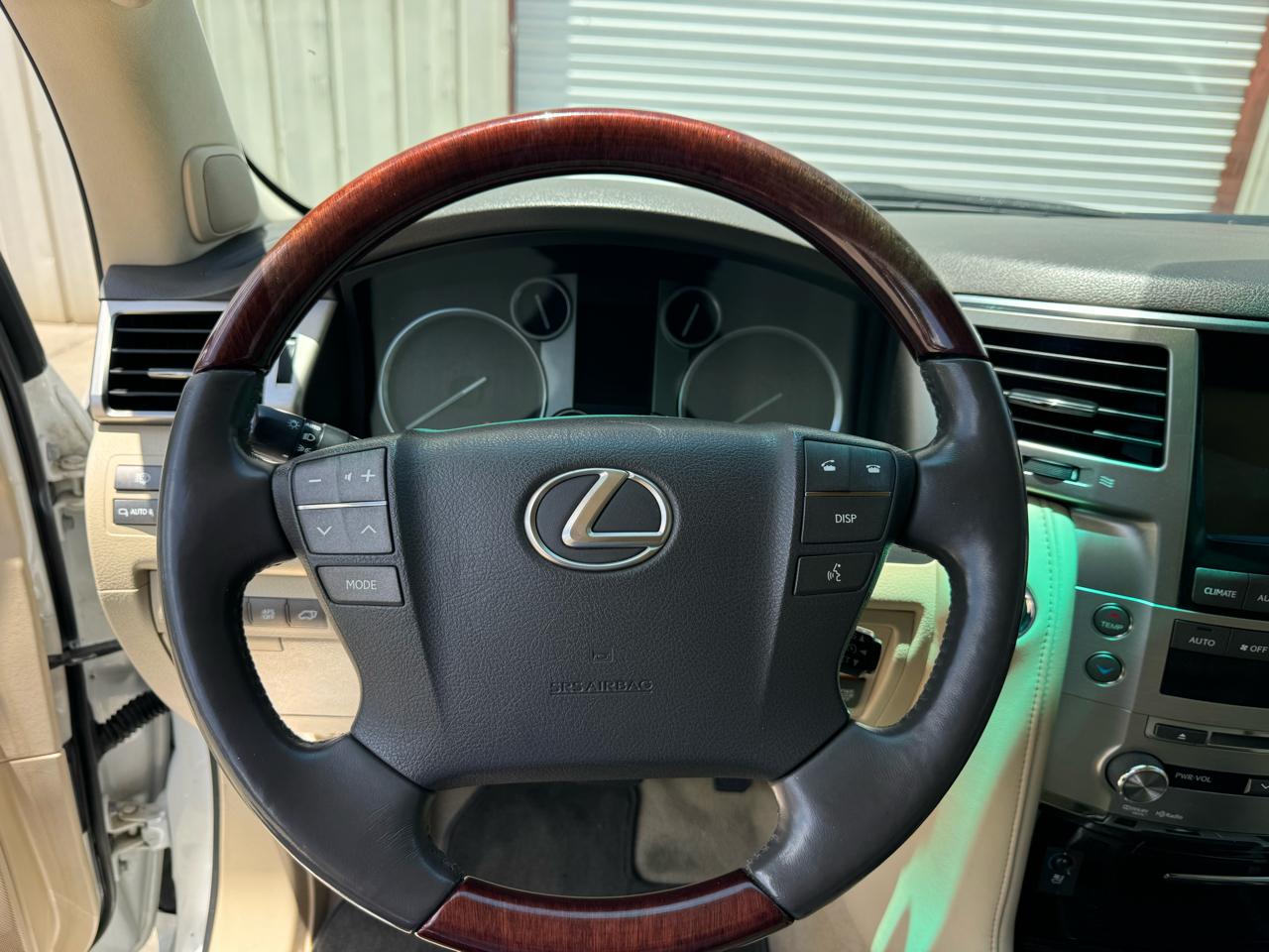 Lexus LX 570 Sport Utility 2013