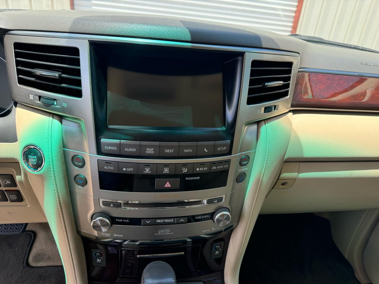 Lexus LX 570 Sport Utility 2013
