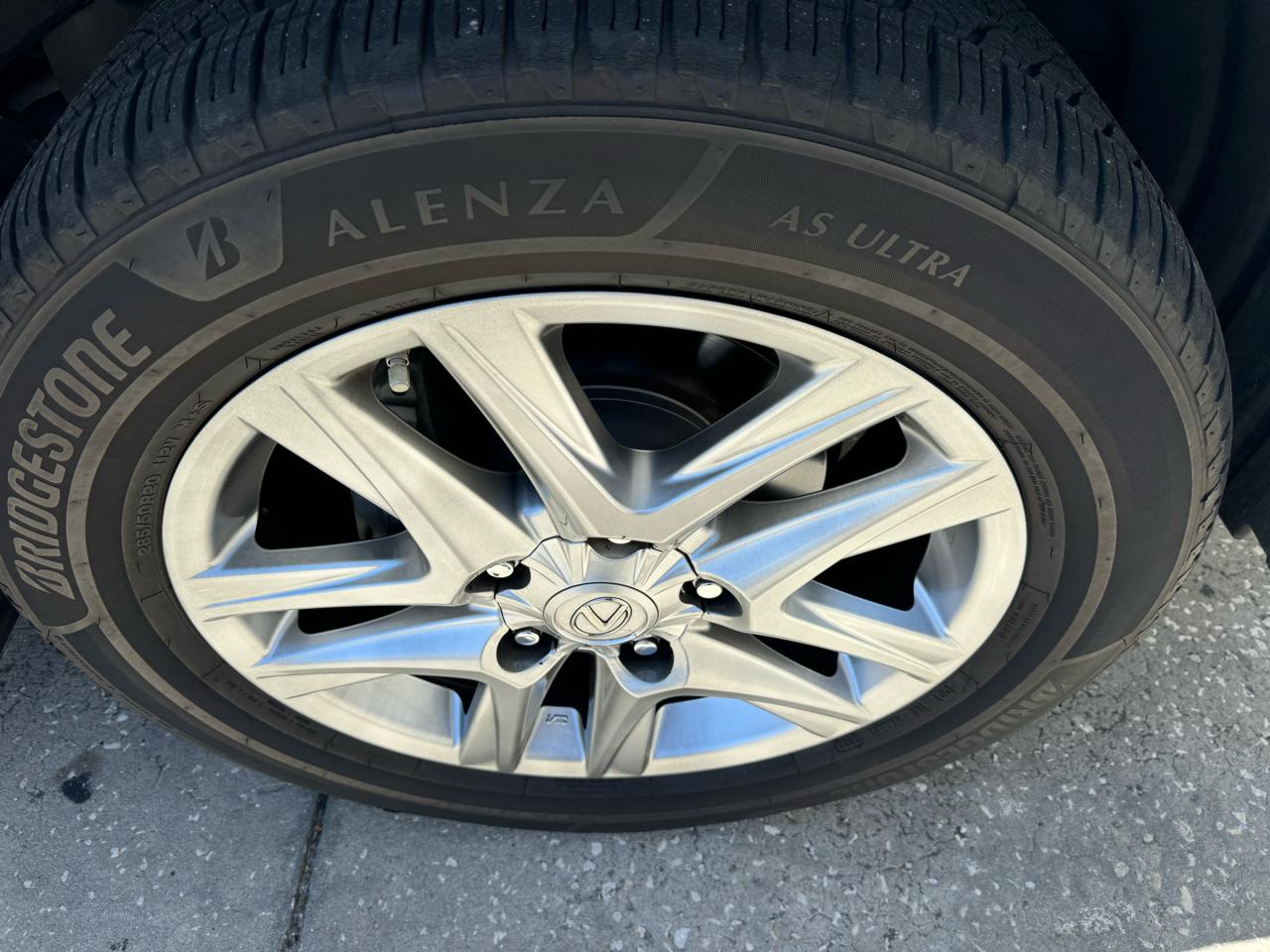 Lexus LX 570 Sport Utility 2013