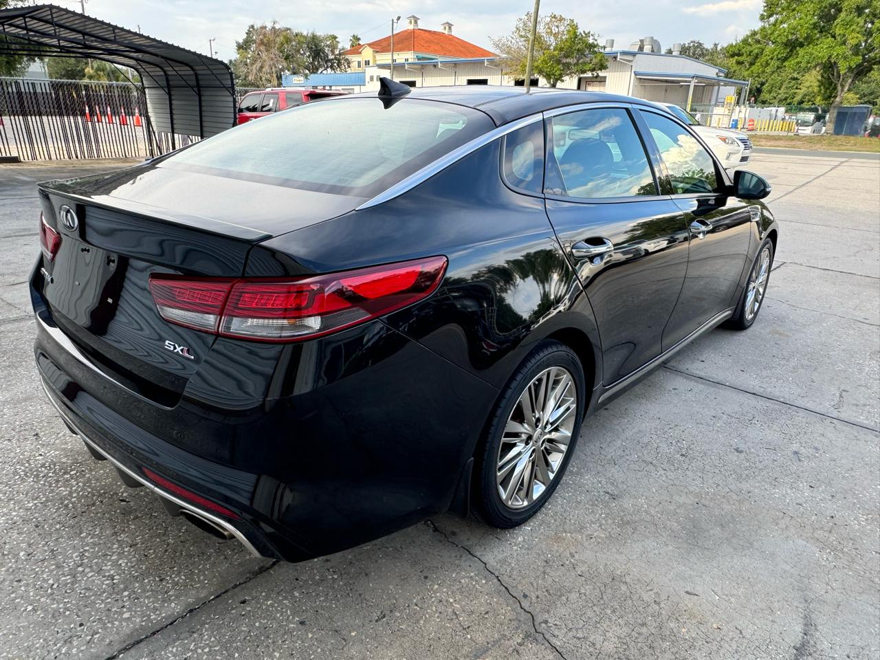Kia Optima SXL Turbo 2016