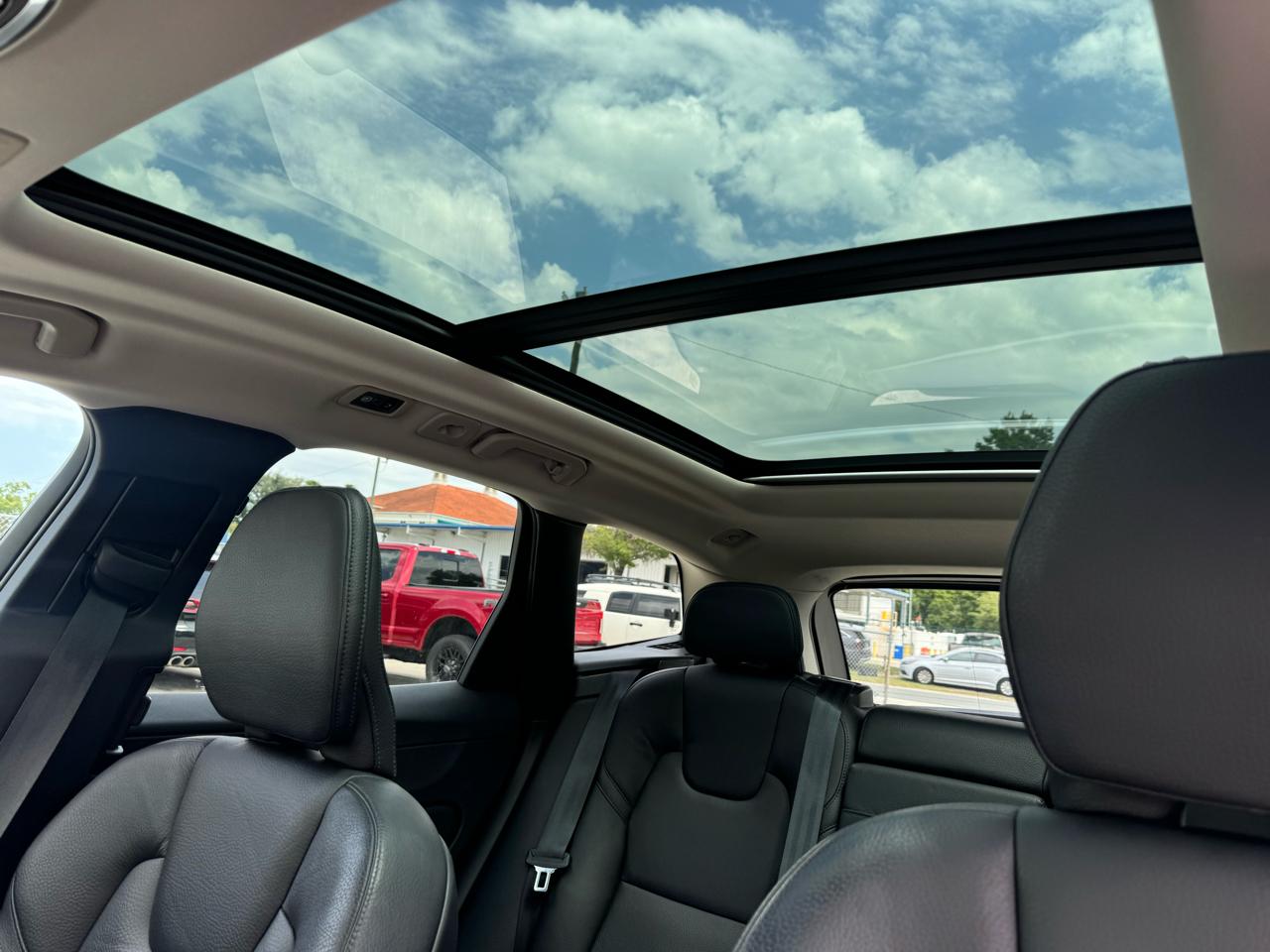 Volvo XC60 T5 Momentum 2020