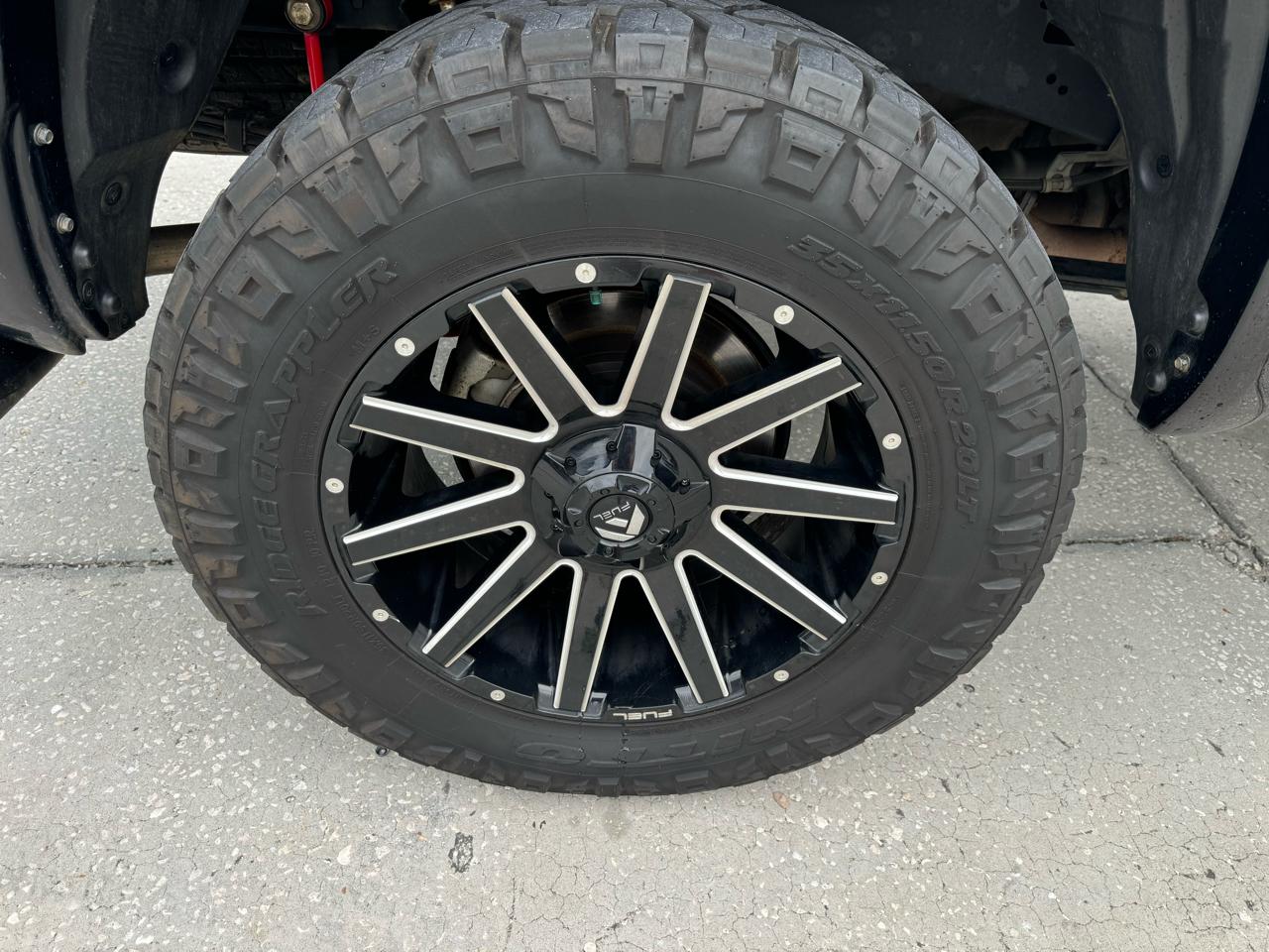 Toyota Tundra SR5 CrewMax 5.7L 4WD 2020