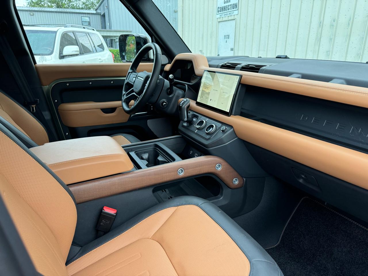 Land Rover Defender 130 X 2024