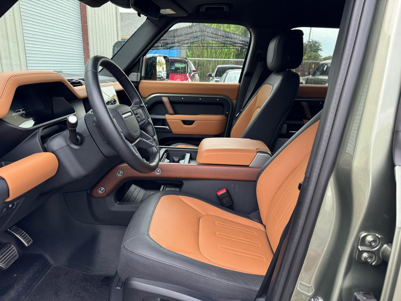 Land Rover Defender 130 X 2024