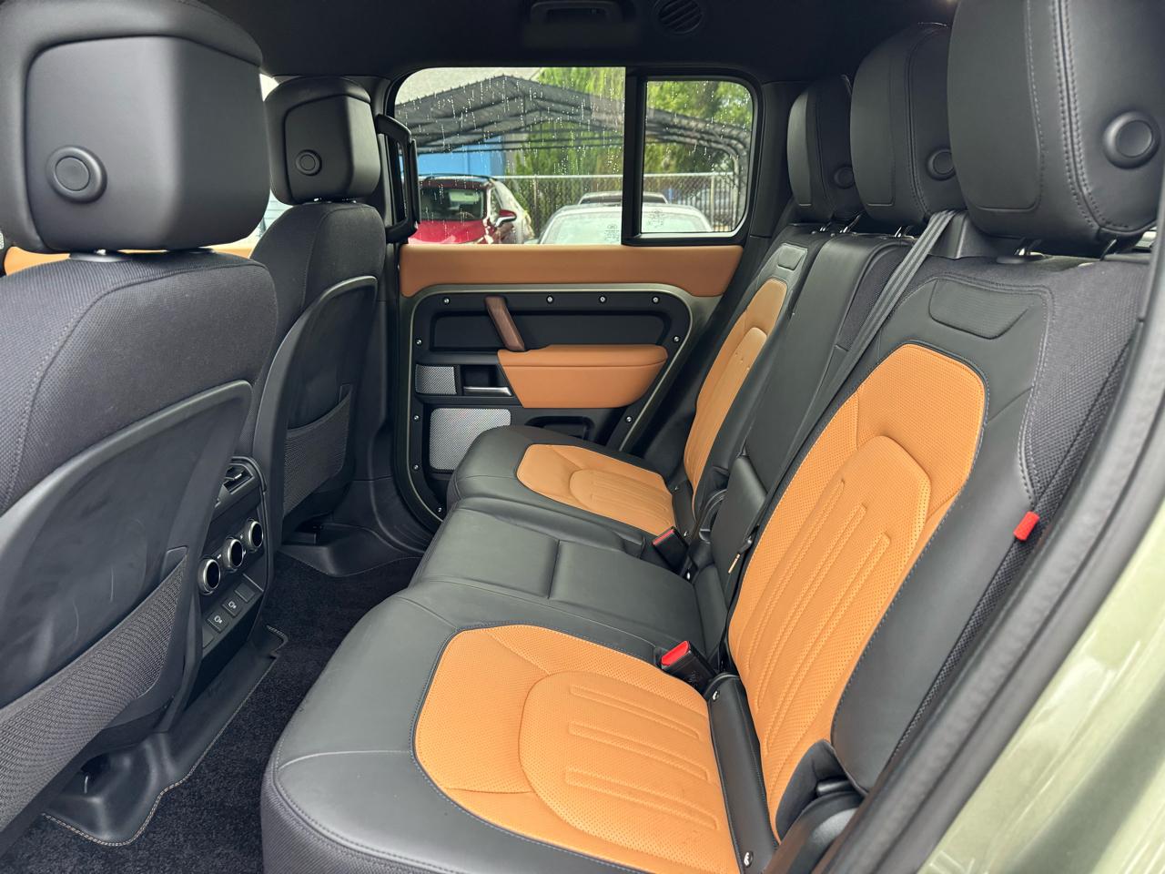 Land Rover Defender 130 X 2024