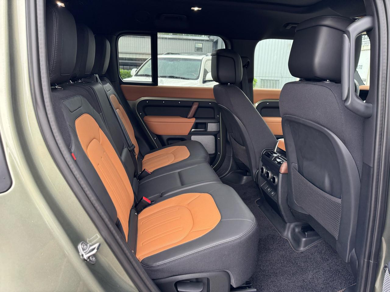 Land Rover Defender 130 X 2024