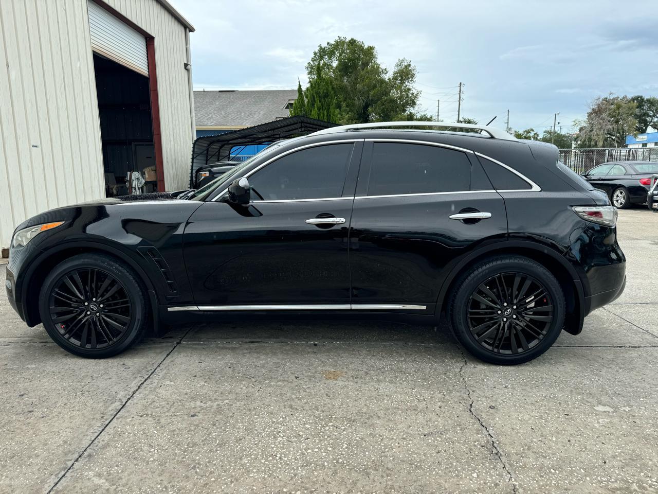 Infiniti QX70  2017