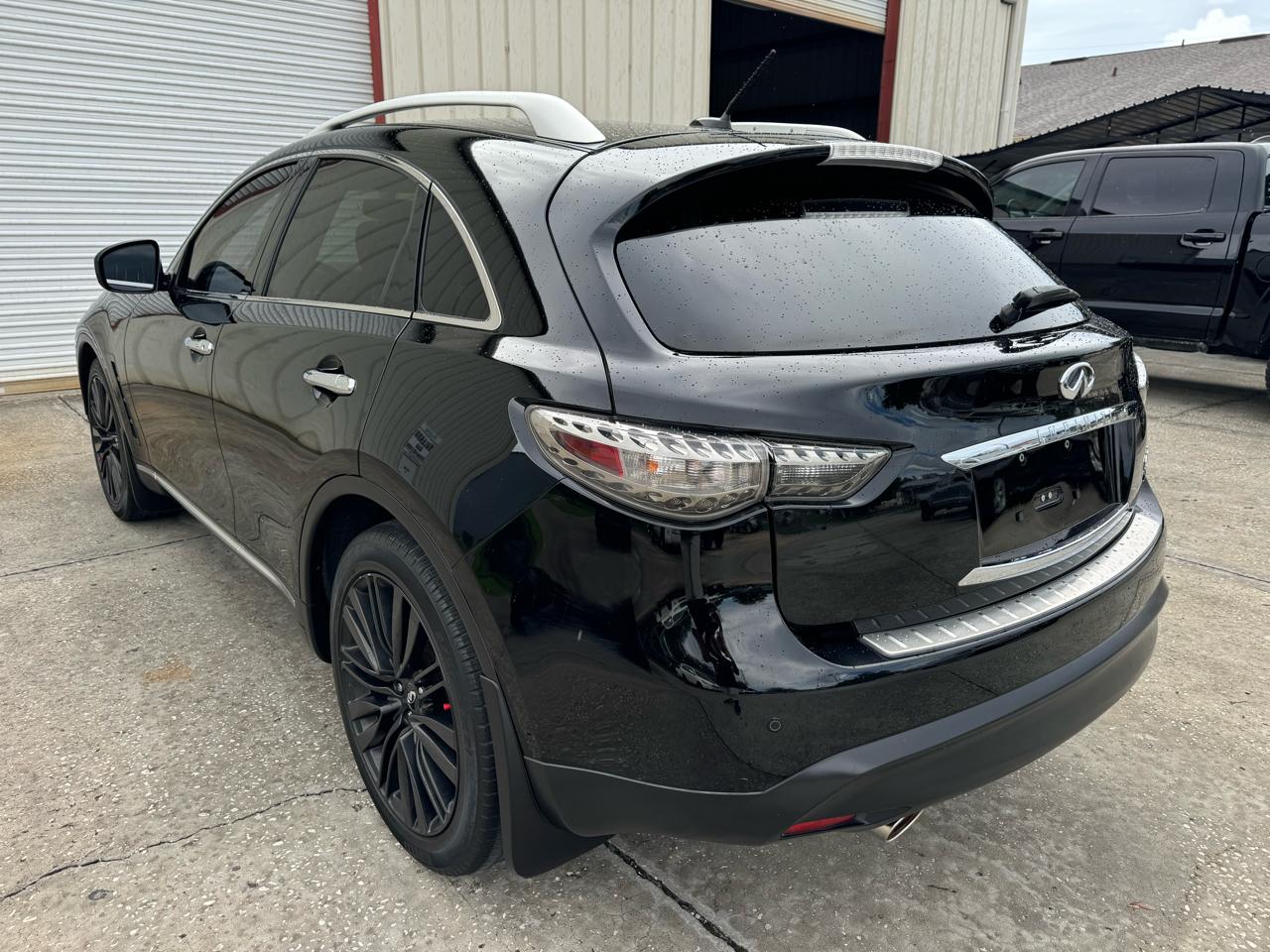 Infiniti QX70  2017