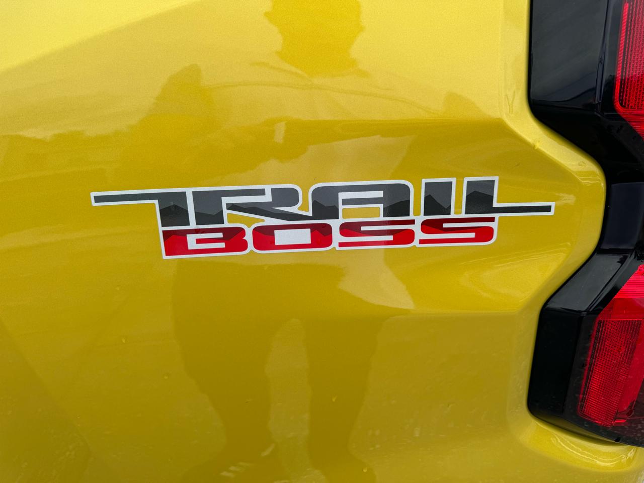 Chevrolet Colorado Trail Boss Crew Cab 4WD 2023